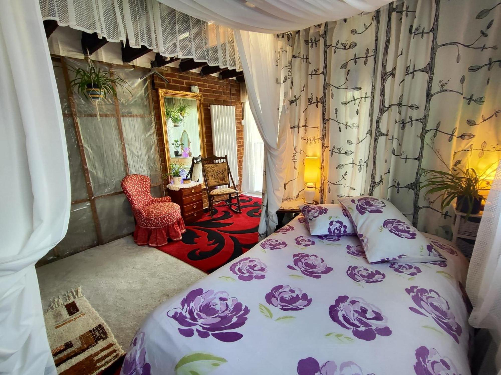 Jacaranda Bed & Breakfast อีสต์กรีนสเตด ภายนอก รูปภาพ