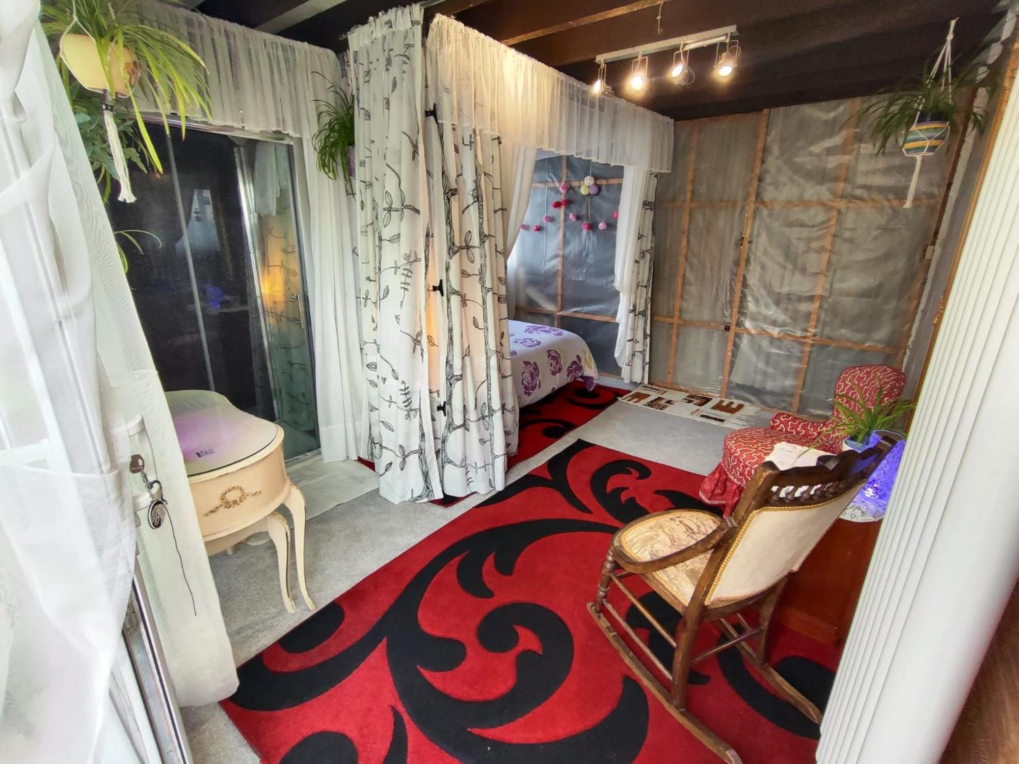 Jacaranda Bed & Breakfast อีสต์กรีนสเตด ภายนอก รูปภาพ